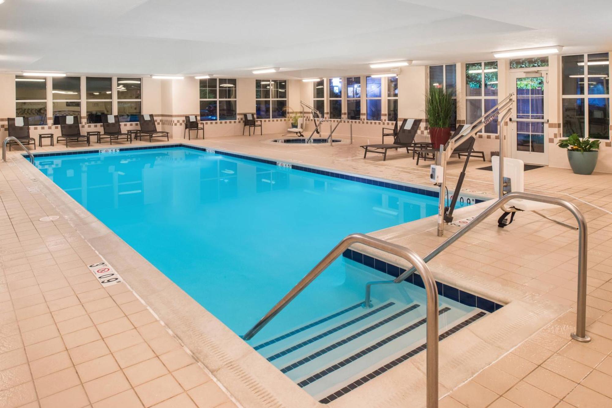 Residence Inn By Marriott Harrisonburg Bagian luar foto