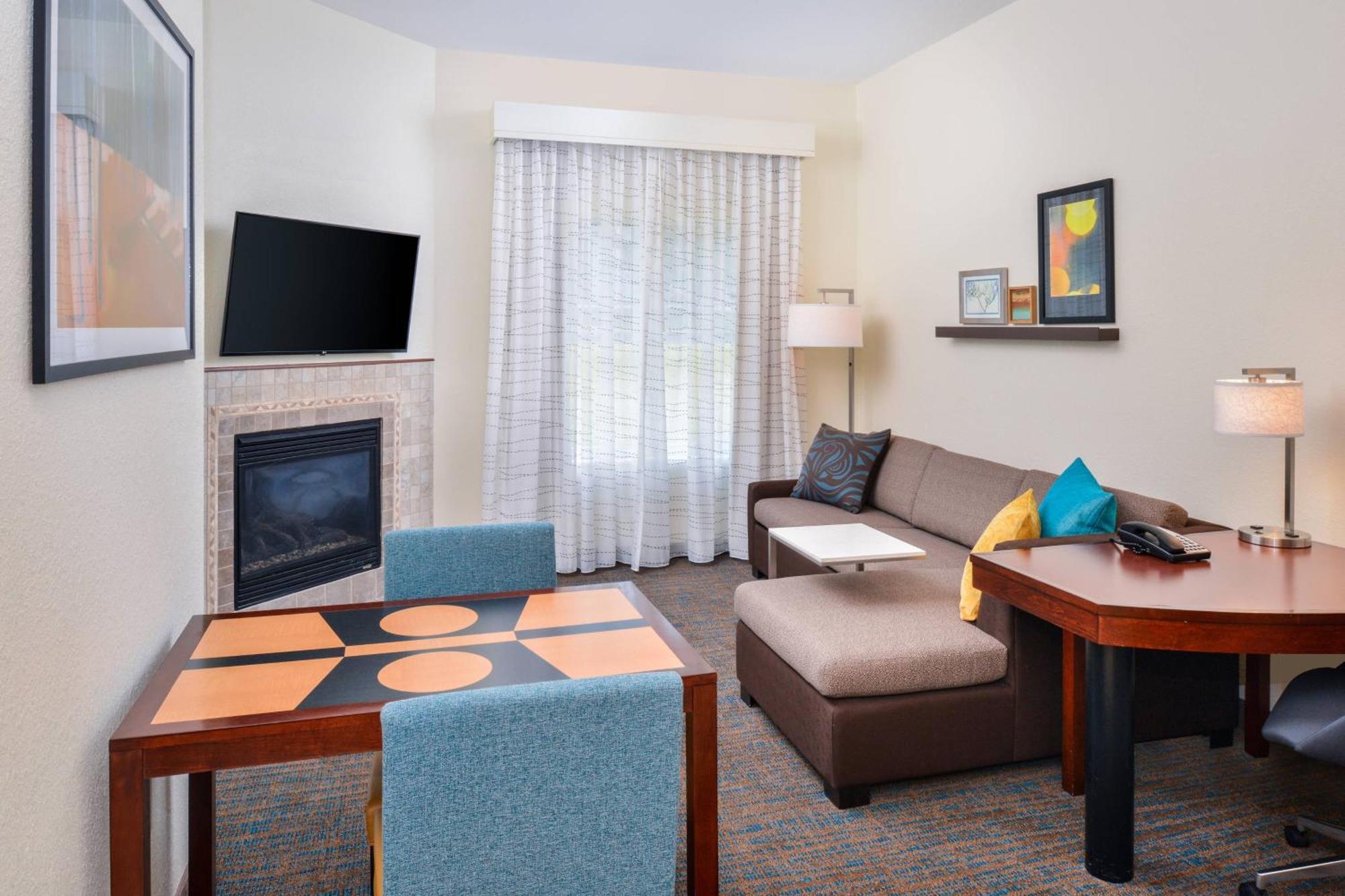Residence Inn By Marriott Harrisonburg Bagian luar foto